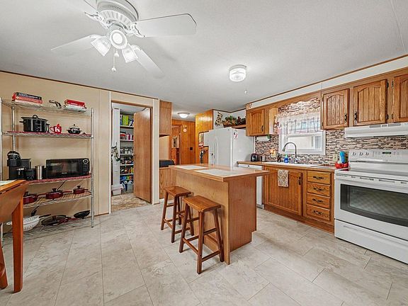 4th image of 1166 Madison Ave #192
