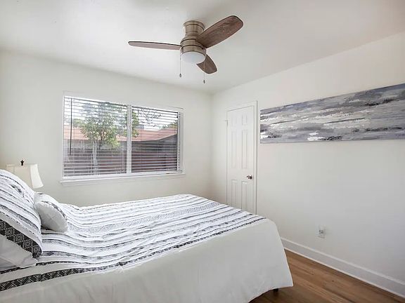 3rd image of 11609 Rustic Rock Dr #A