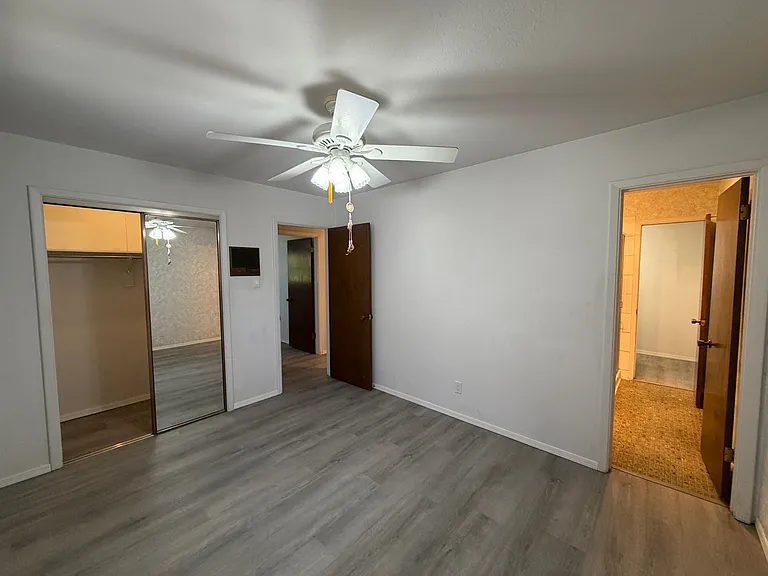 337 Glorieta St NE — Photo 14