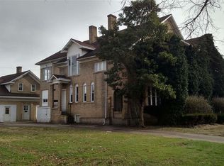 917 S 6th St, Ironton, OH 45638