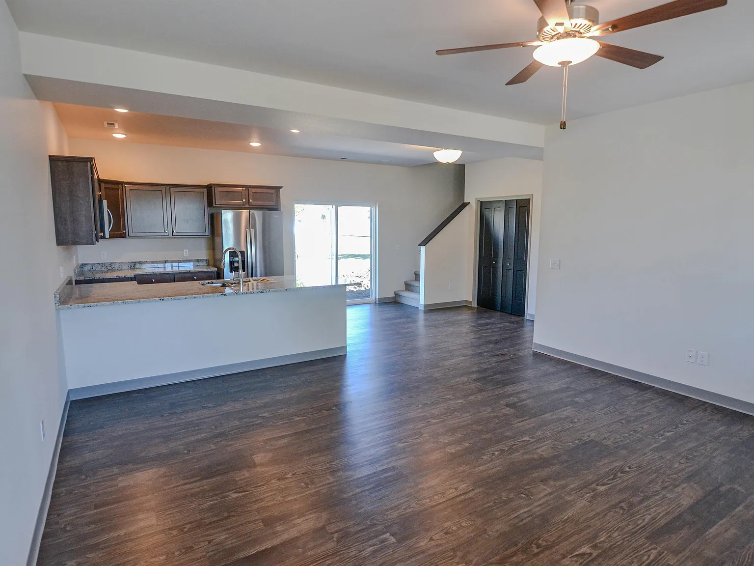 1244 S G Ave - 3 — Photo 4