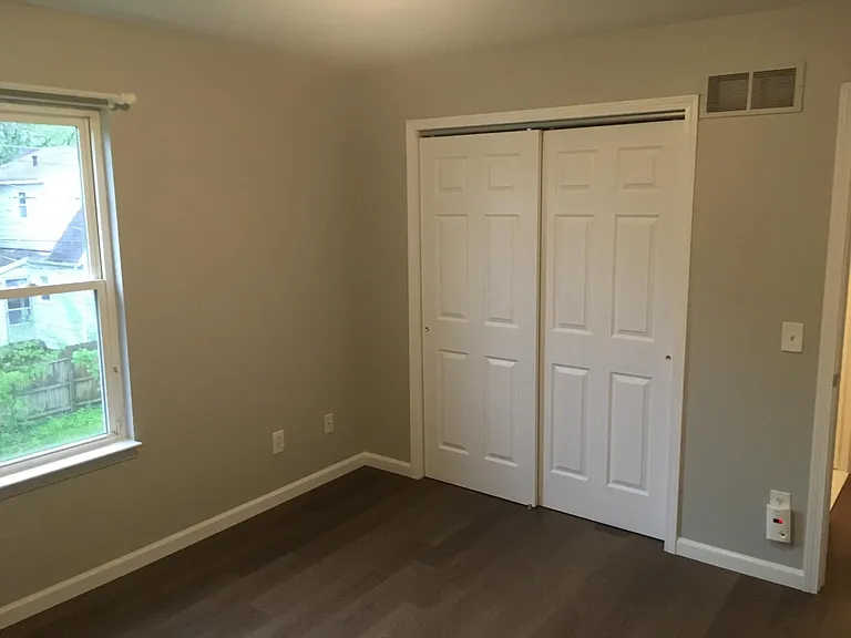 Upper bedroom