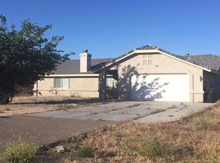13530 1st Ave, Victorville, CA 92395