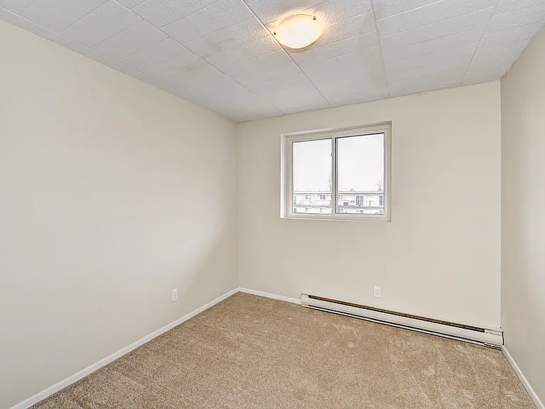 65 Timmins Cres — Photo 14