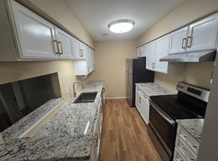 1641 Carriage House Ter APT B, Silver Spring, MD 20904