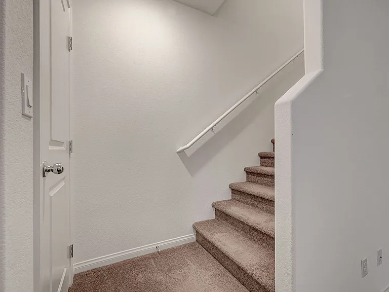 4153 Lunar Canyon Ave — Photo 14