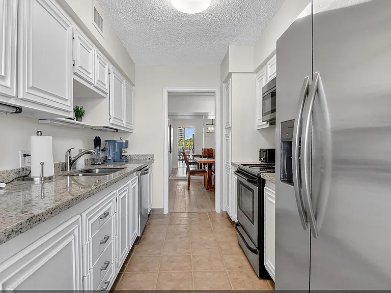 3400 N Ocean Dr #405 — Photo 7