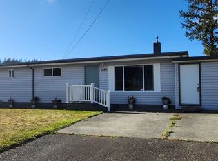 1588 El Monte Rd, Crescent City, CA 95531