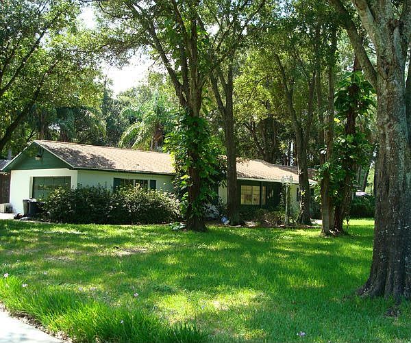 1st image of 8313 W Forest Cir