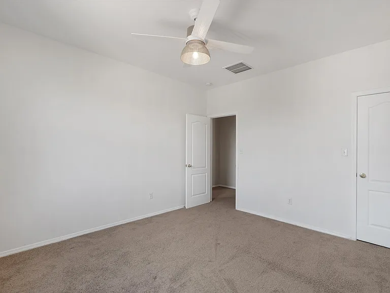 9319 Battle Creek St NW — Photo 28