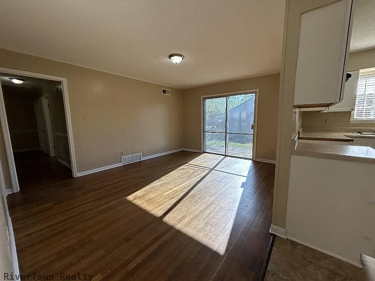 3201 Longacre Cv — Photo 13