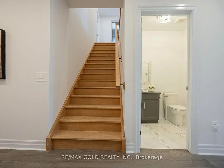 7507 Splendour Dr — Photo 14