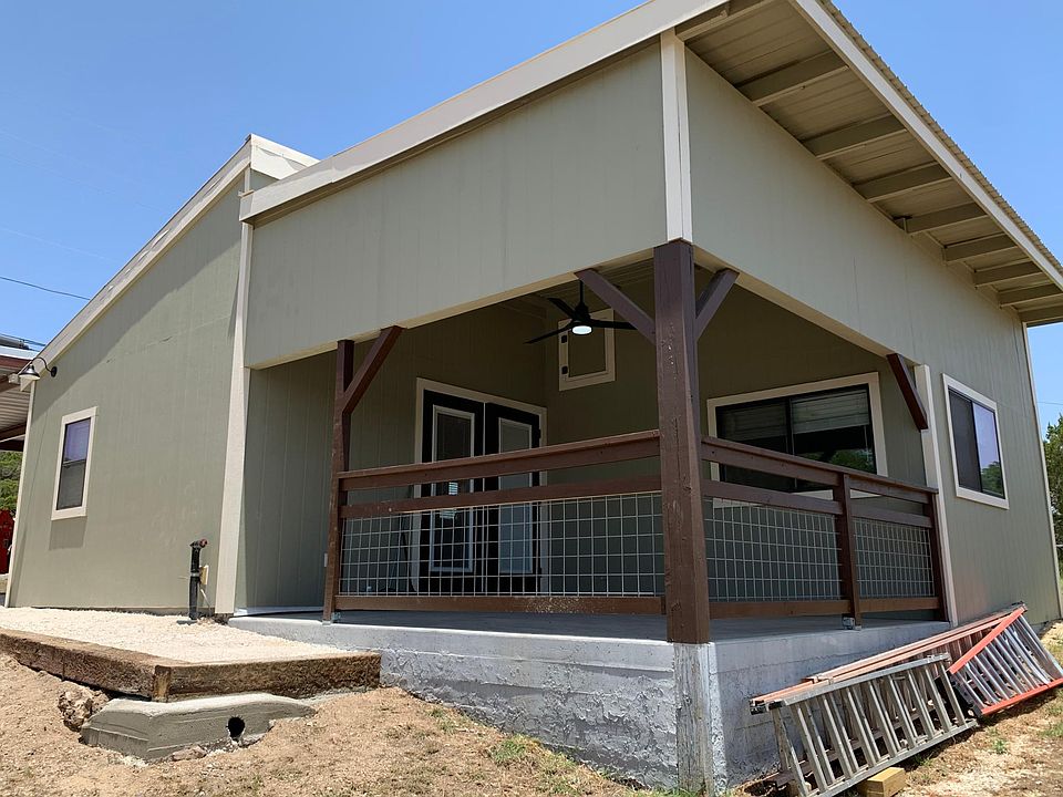 1st image of 2930 Skyline Dr #1