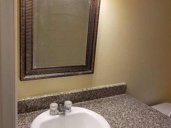 5th image of 8009 N Coolidge Ave