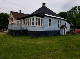 211 N Davis St, Ishpeming, MI 49849