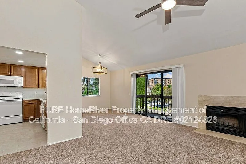 2 bed, 2.0 bath, 1283 sqft, $3,300 — Photo 2