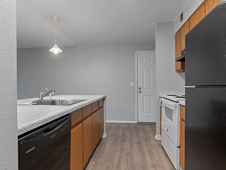 2575 S Syracuse Way #K207 — Photo 2
