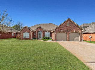 2700 Overland Way, Edmond, OK 73012