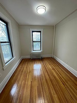 5th image of 2618 28th St #2R