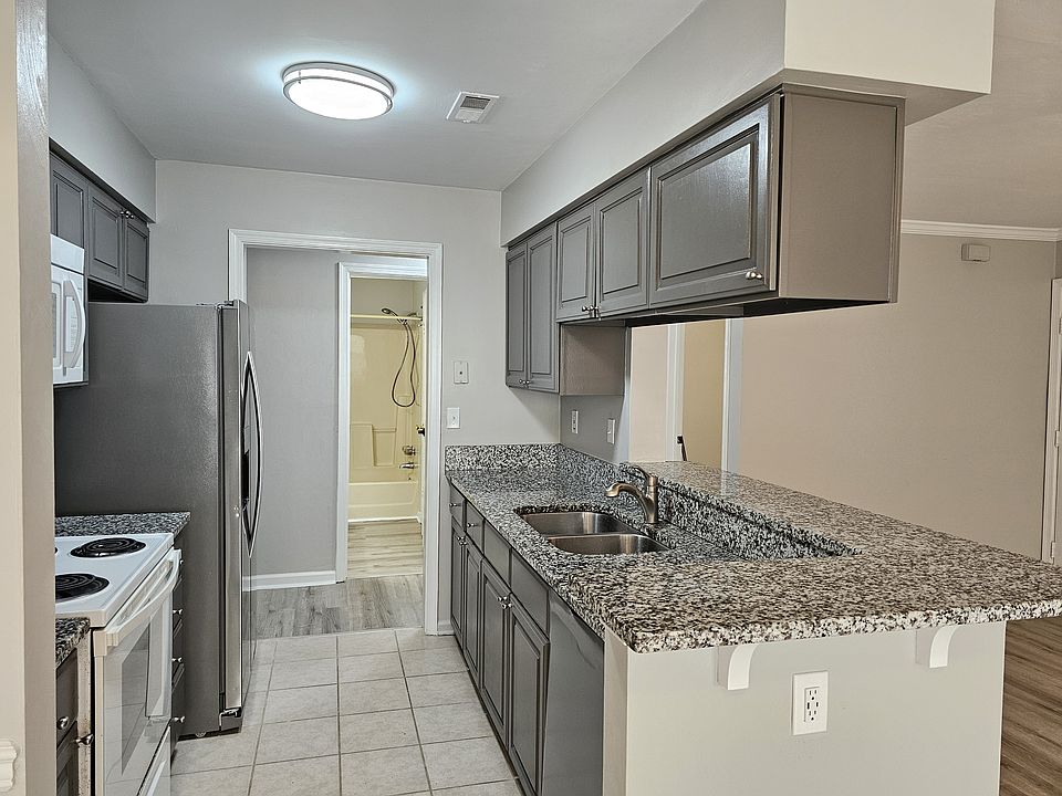 Kitchen side view