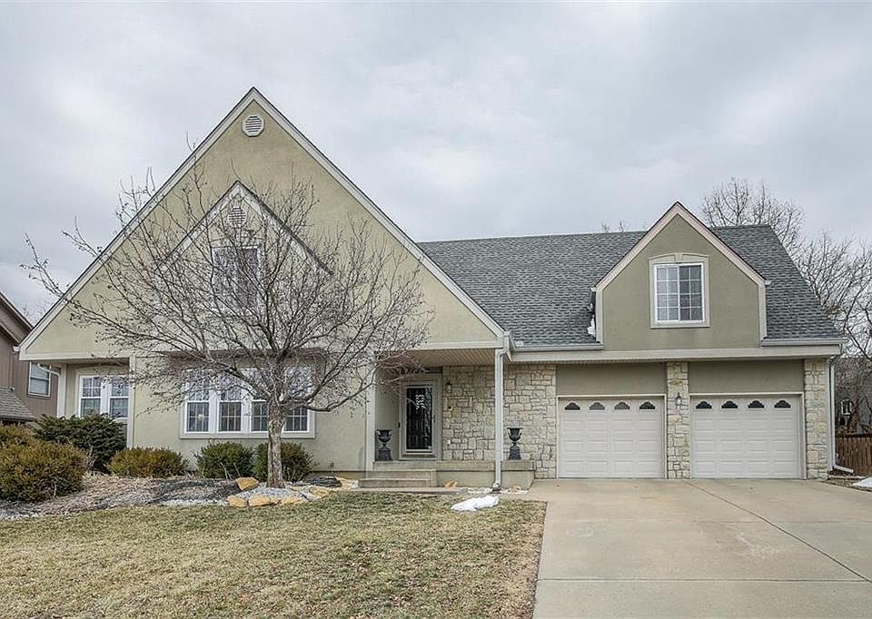 1st image of 5017 Hilltop Dr