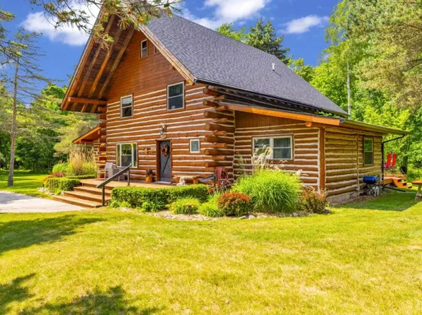 2875 Pointe Aux Barques Rd, Port Austin, MI 48467