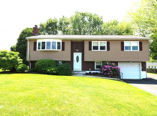 13 Mills Dr, West Haven, CT 06516