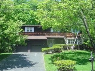 81 Alda Dr, Poughkeepsie, NY 12603