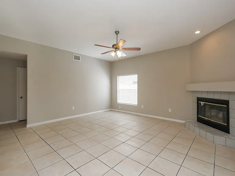 13423 Beechberry Dr — Photo 4