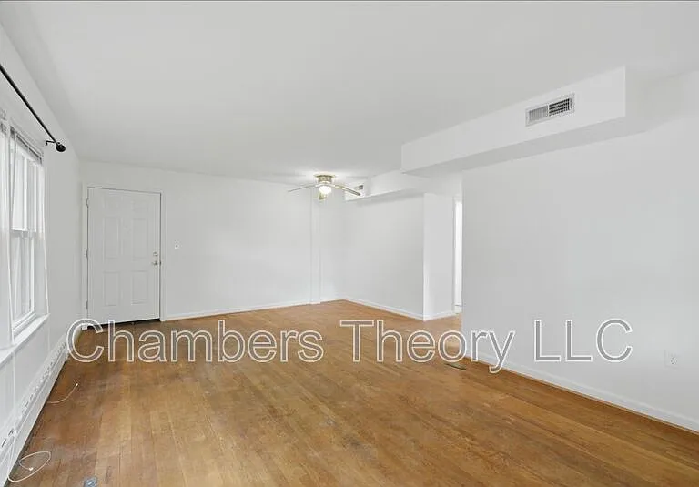130 S 29th St #1 — Photo 4