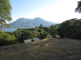 10095 Harvey Blvd, Clearlake Oaks, CA 95423