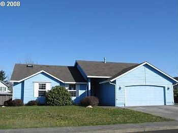 1st image of 10004 NE 27th St