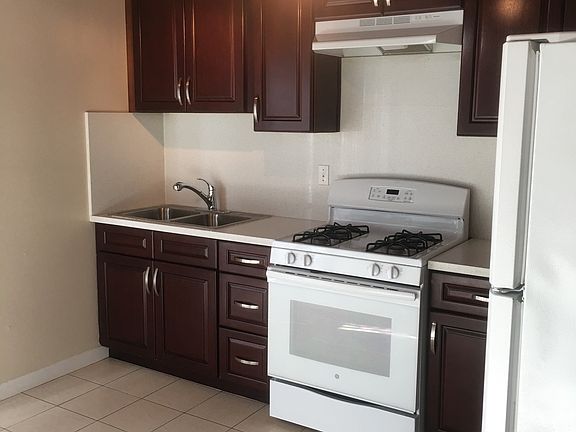 4th image of 264 La Pala Dr APT 19