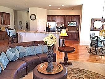 high, 10 foot ceilings