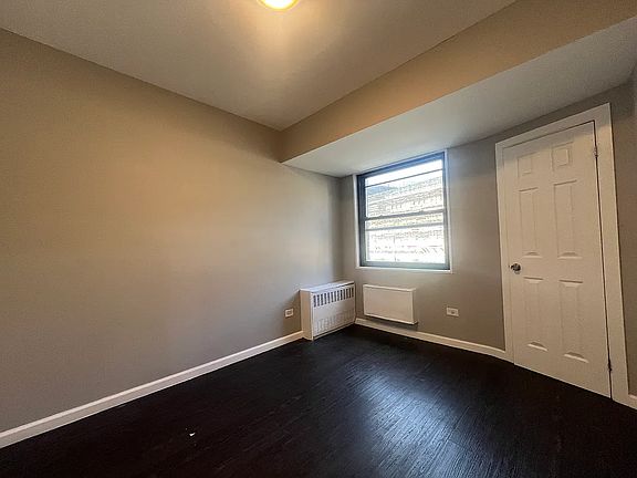 3rd image of 3204 Holland Ave #1R