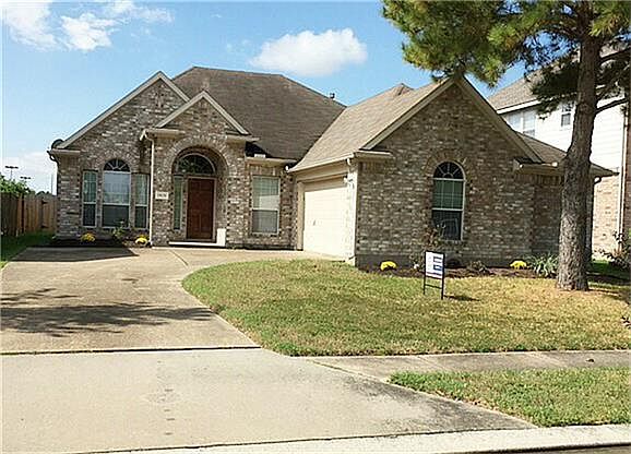 1st image of 19131 Logan Timbers Ln