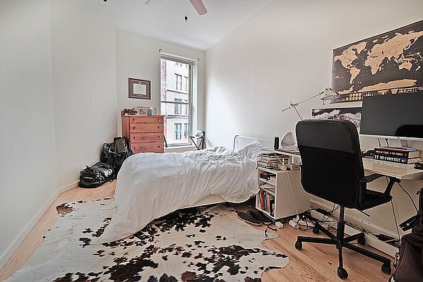 1st image of 330 W 46th St #3AB