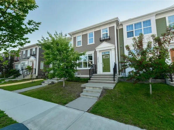 2617 Maple Way NW, Edmonton, AB T6T 2K1