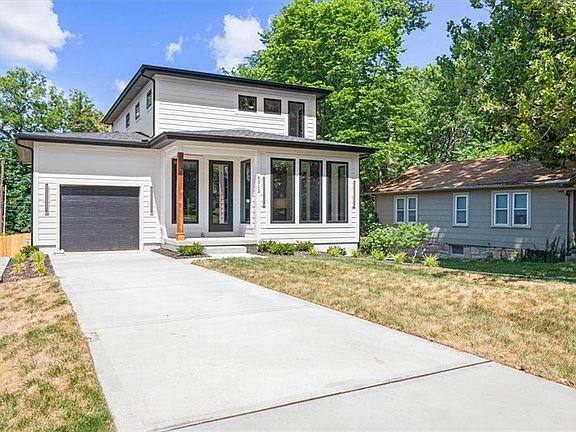 2nd image of 8012 Mercier St