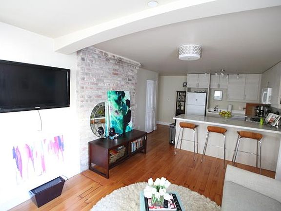 5th image of 2613 California St