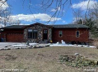 6711 Abbottsford Rd, Clyde, MI 48049
