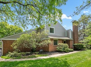 115 Corbins Mill Dr, Dublin, OH 43017