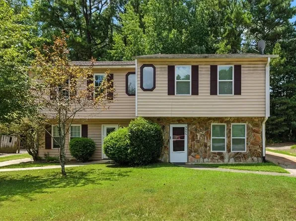 3666 Hopkins Ct, Powder Springs, GA 30127