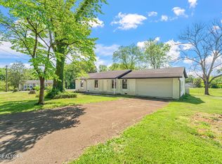201 Wakefield Rd, Knoxville, TN 37922