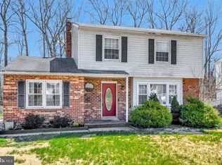 28 Evergreen Dr, Newark, DE 19702