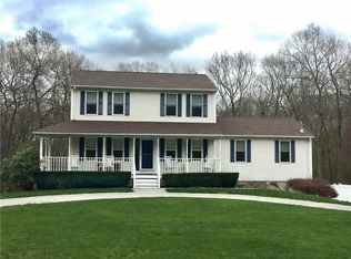 121 Eagle Dr, Scituate, RI 02831