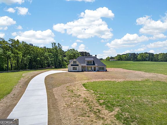 3rd image of 65 Unity Rd