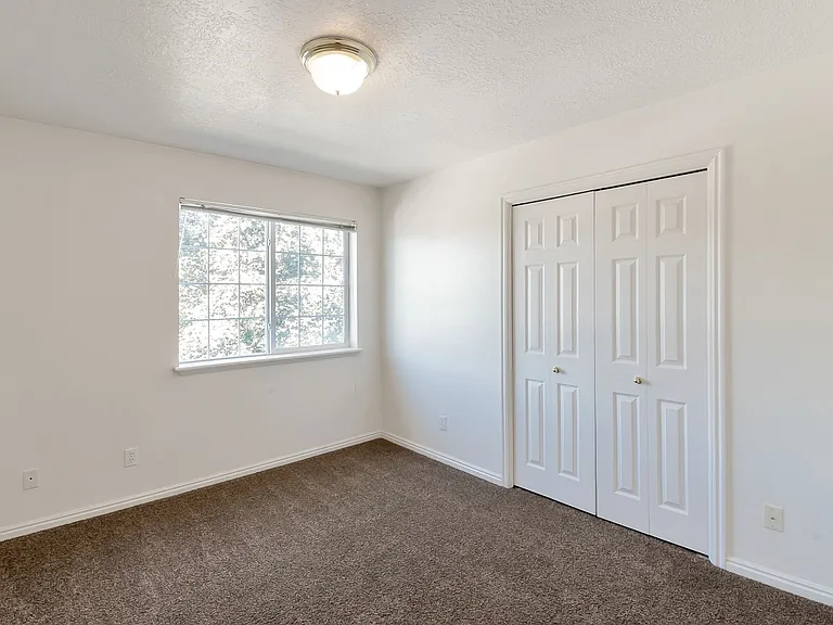 1295 W 1480 N — Photo 19