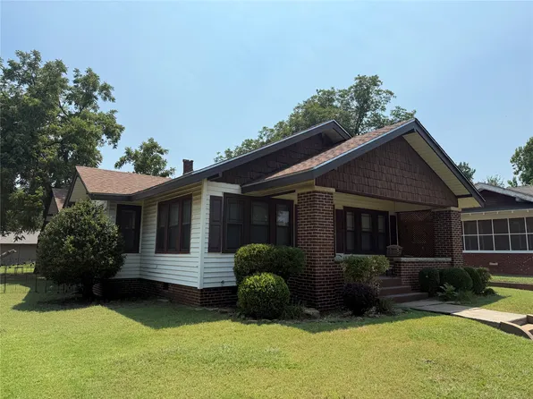 1306 McLish Ave SW, Ardmore, OK 73401