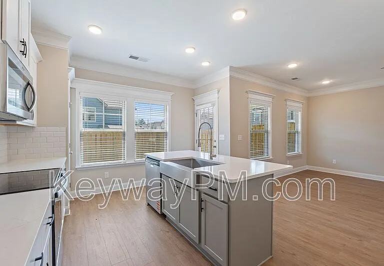 1115 Jolly Ln — Photo 8